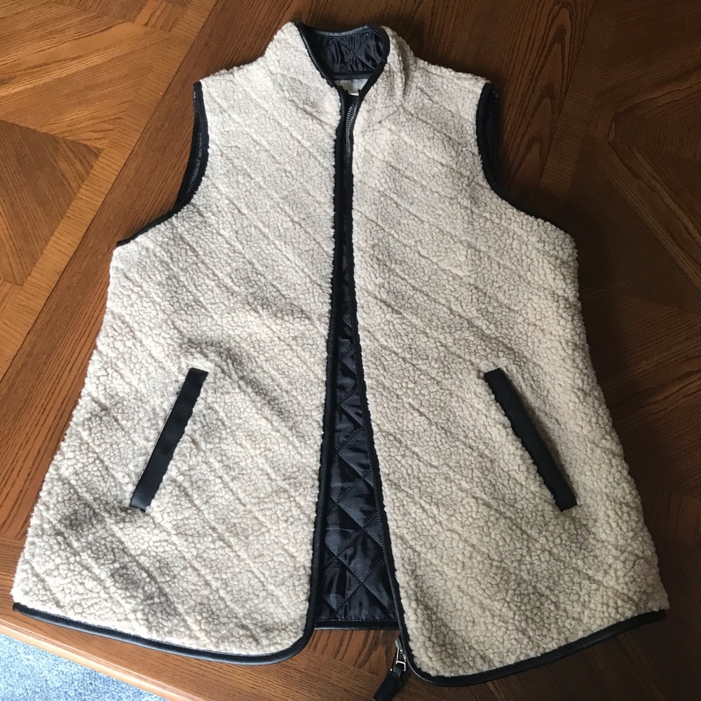 NWOT Talbots Oversized Sherpa Vest